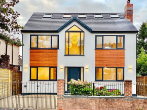 Luxurious 7 Bedroom House in Didsbury, Manchester
